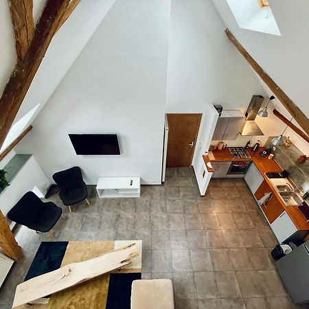 Duplex + Parking Gratuit Facile Apartment Sainte-Suzanne  Exterior photo